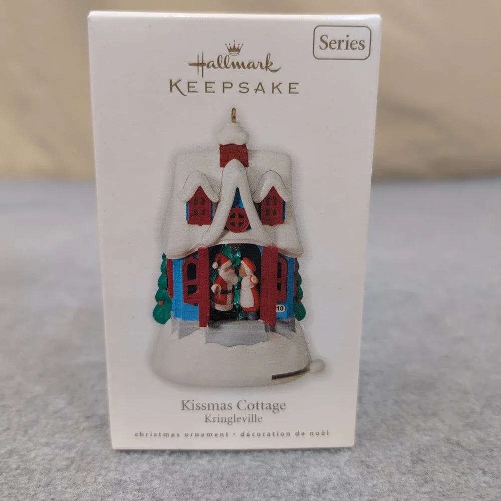Hallmark Keepsake Kissmas Cottage Kringleville Ornament 2010 Ken Crow Series 1 - Picture 1 of 3